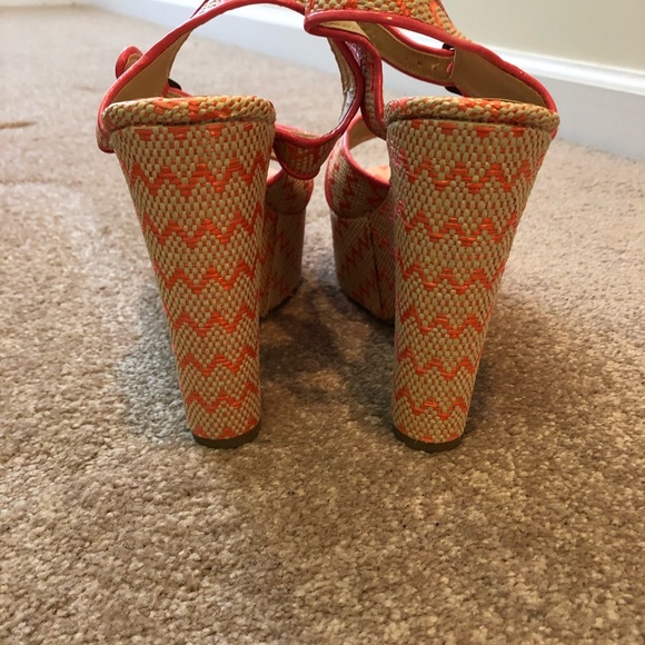 MADDEN GIRL SEXY SUMMER HEELS!! - Picture 3 of 7